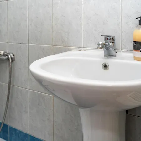 Apartment Kosmos Service Beautiful 3 With Additional Cost Parking Thessaloniki